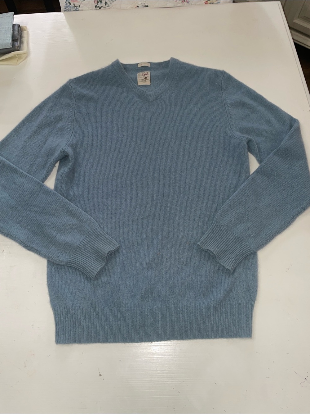 Article 365 cashmere men’s sweater small